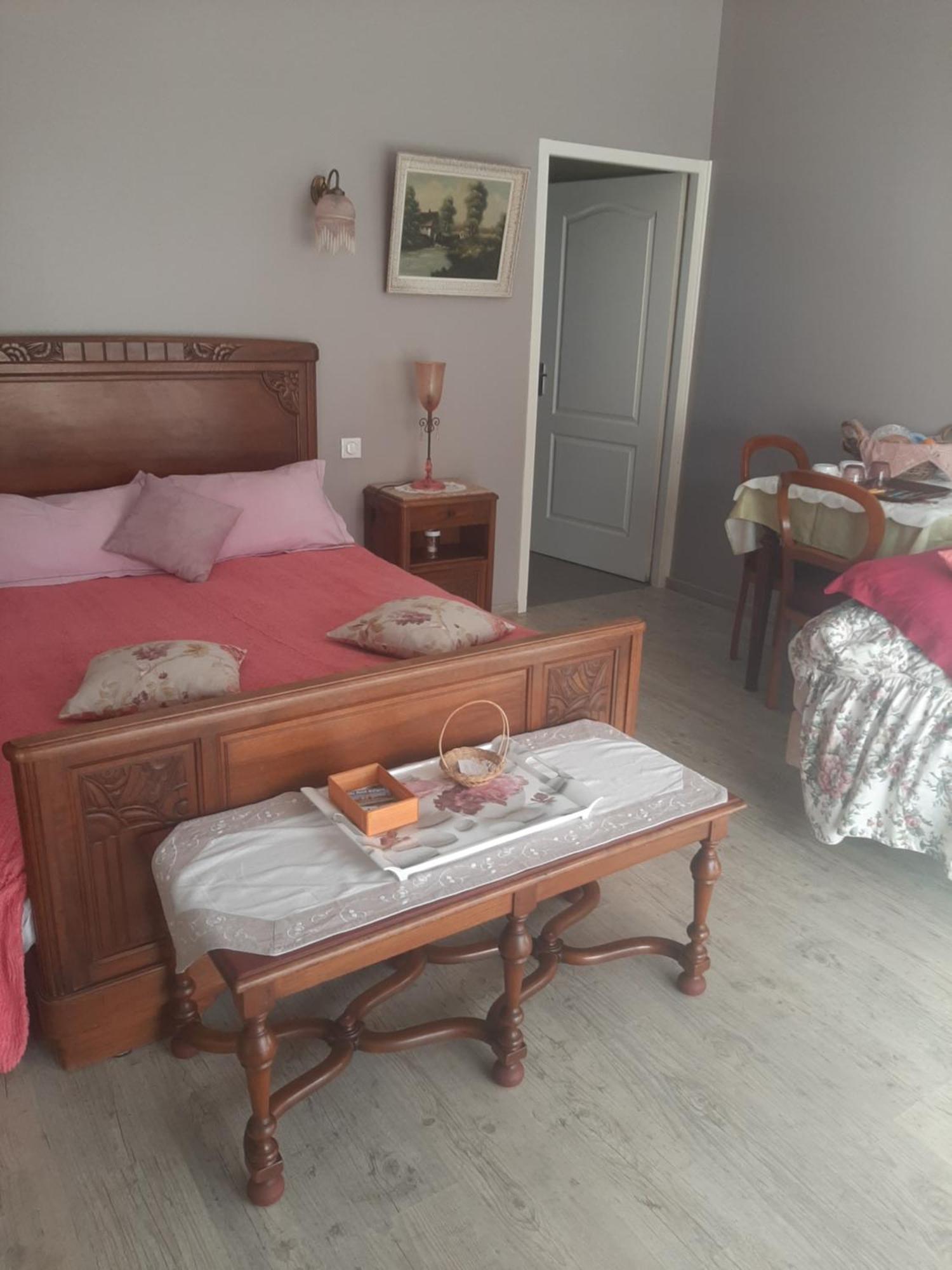 Chambre D Hotes Saint-Laurent-de-la-Barriere Exteriör bild